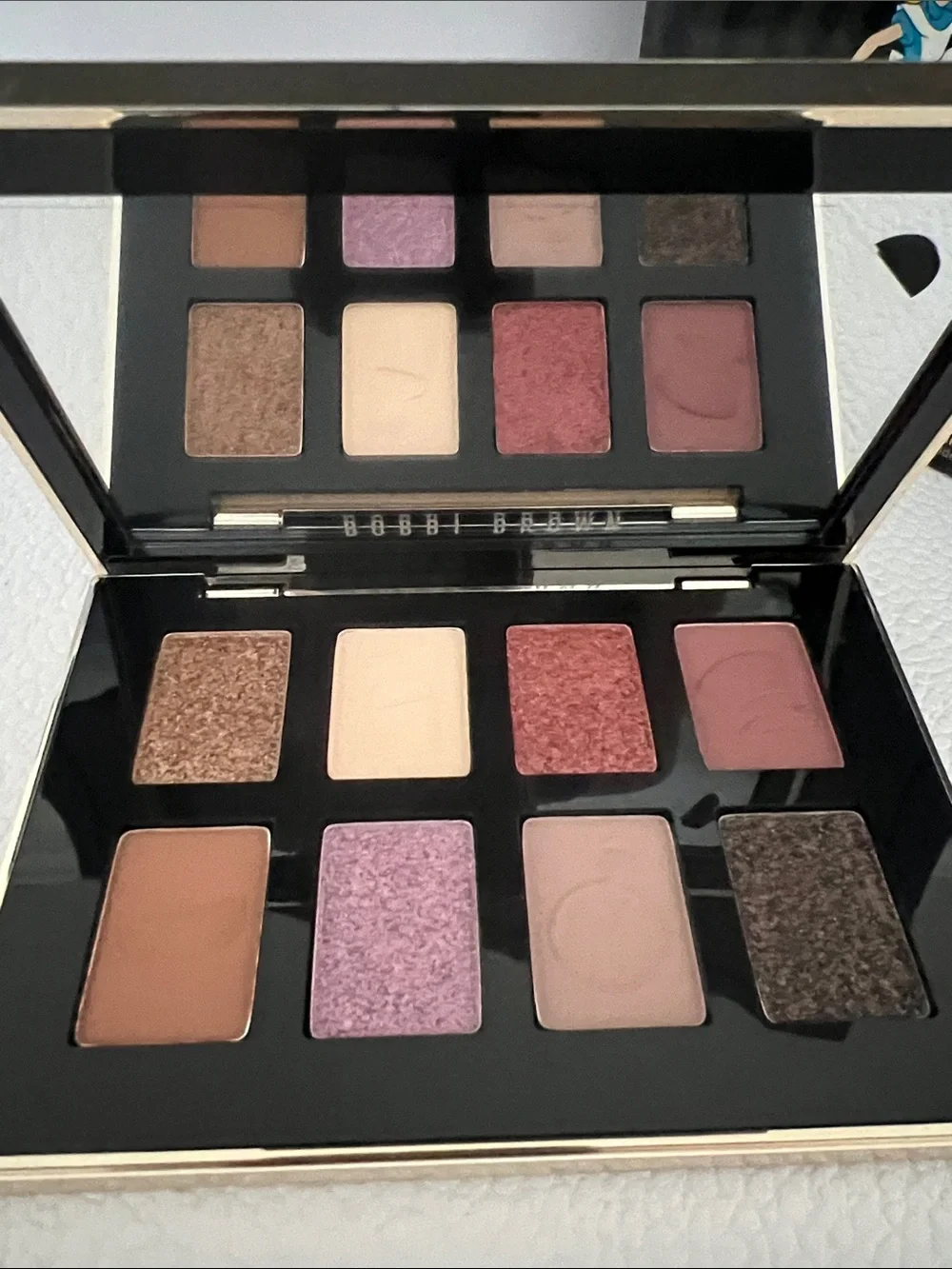 Bobbi Brown Alice in Wonderland Eyeshadow Palette - Limited Edition